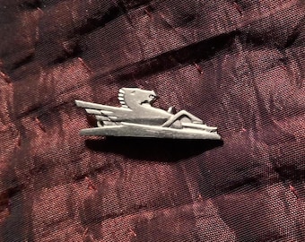 Antique 1935 Vintage Johnson Sea Horse Outboard Motors Art Deco Logo Brooch / Lapel Pin Advertising Promotional
