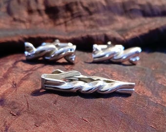 Do the Twist! Swank Brand 1960s Silver Tone Twisting / Swirl / Swizzle Tie Bar & Cuff Link Set - Matching 3D Metal Cufflink, Tie Clip