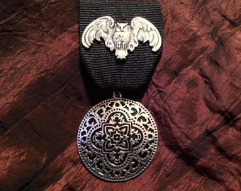 The Owl and the Gothic Medallion: Sacred Wisdom Medal / Brooch - Wide-Winged Silver Owl and Silver-Tone Quatrefoil Filigree Medallion