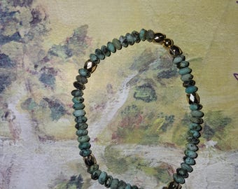 Bracciale con perline di turchese africano sfaccettato