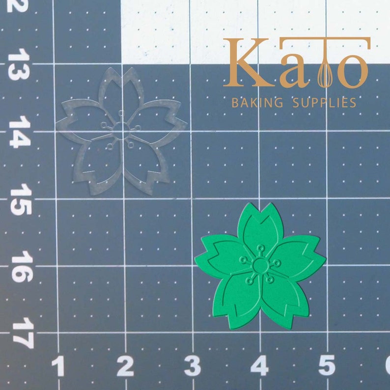 Flower 227-163 Cookie Cutter and Stamp Embossed