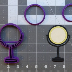 Makeup Mirror 266-B690 Cookie Cutter Set