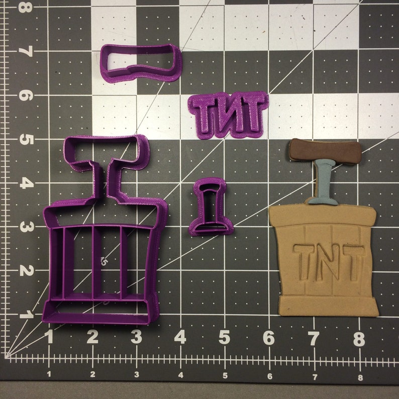 TNT Plunger 100 Cookie Cutter Set