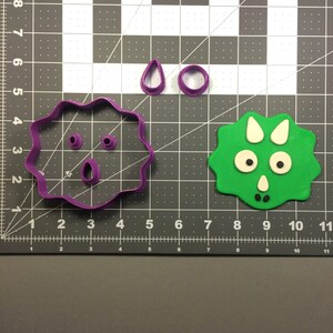 Triceratops Face 100 Cookie Cutter Set