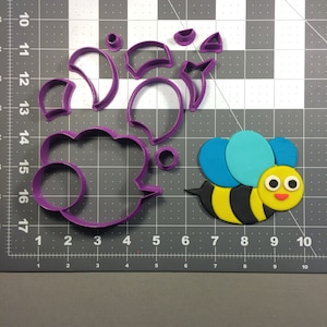 Bee 104 Cookie Cutter Set