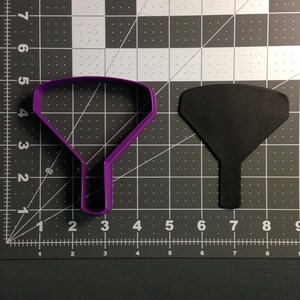 Funnel 100 Cookie Cutter