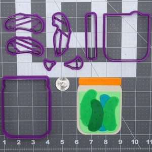 Pickle Jar 266-F994 Cookie Cutter Set