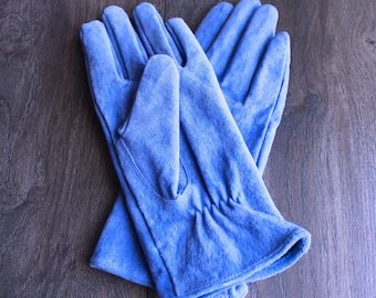 Small Vintage Blue Suede Gloves