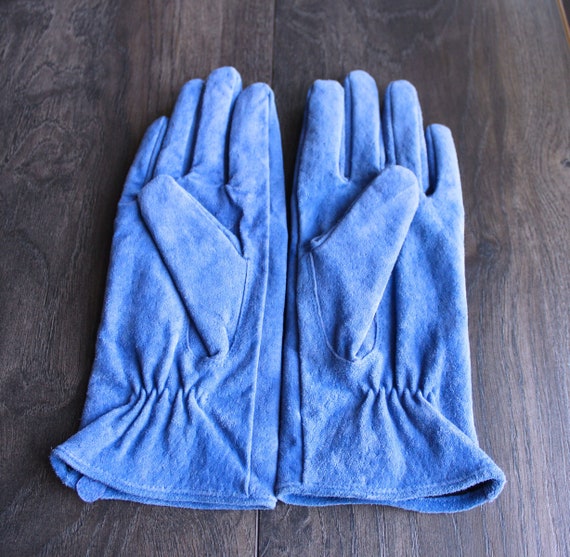 Small Vintage Blue Suede Gloves - image 3