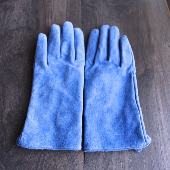 Small Vintage Blue Suede Gloves - image 6