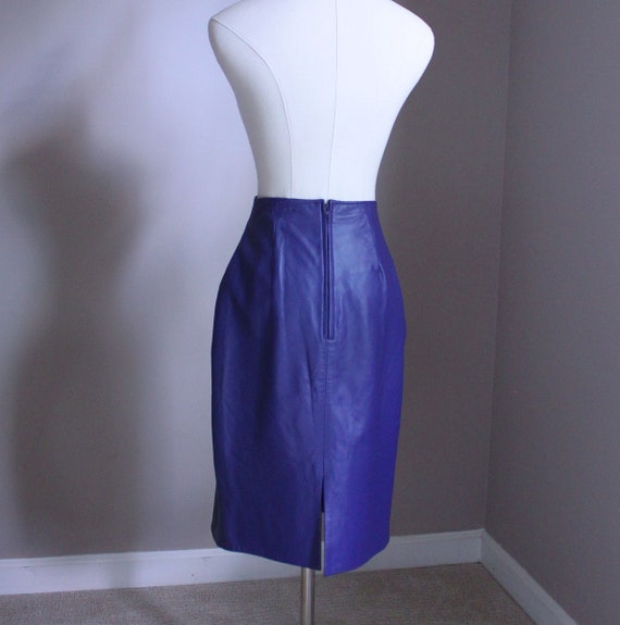 Vintage Purple Leather Skirt, Petite Fit - image 5