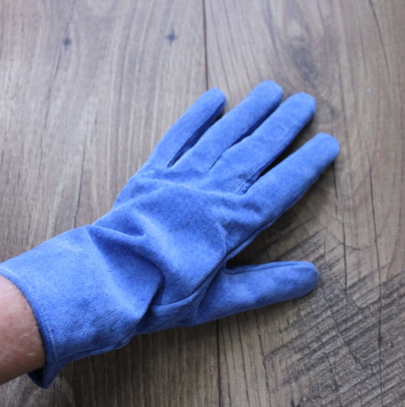 Small Vintage Blue Suede Gloves - image 2