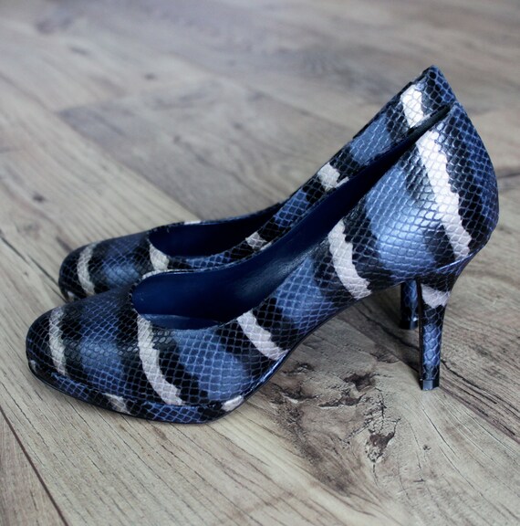 Pollini Leather Blue Snakeskin Pattern Heels, Size