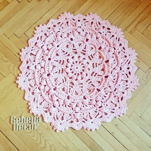 Pink round doily rug Grace - lace circle floor decor for bedroom, nursery, bath polyester volumed decor. Nice accent rug