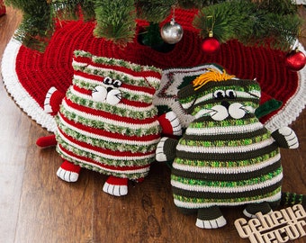 Christmas Plush Cat Pillow: Handmade Stuffed Rag Doll Decor