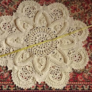 Crochet rug Fundamental creme, white color, handmade carpet 32 in. carpet lace textured home decoration tapis image 3
