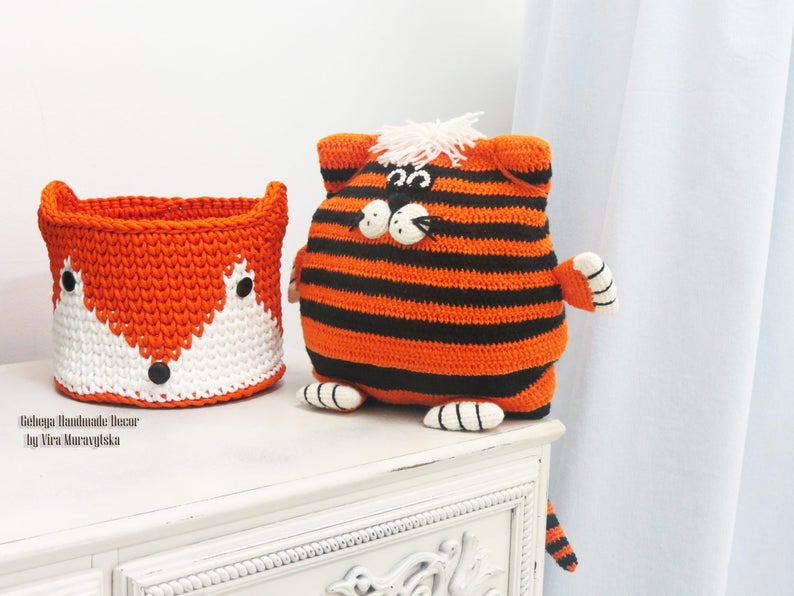 Tiger Cat interior pillow orange with black cat knit crochet pillow oreiller cat face pillow kitten coussion pillow ready to ship image 2