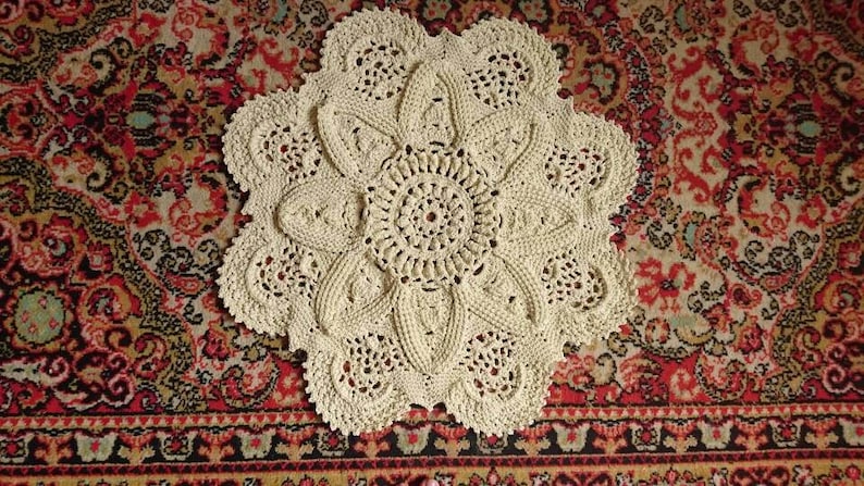 Crochet rug Fundamental creme, white color, handmade carpet 32 in. carpet lace textured home decoration tapis image 2