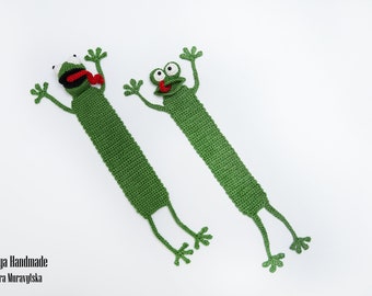 Crochet bookmark - peeking frog. Amigurumi unique book lover, writer bookishly gifts ornament. Ships from USA
