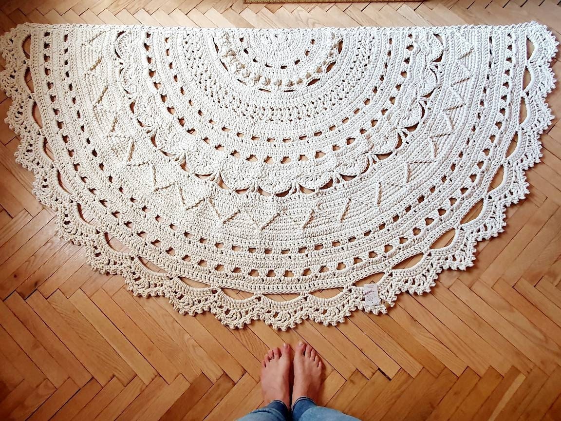 Crochet rug Half circle 3D area rug HALFMOON Baby rug, floor lace