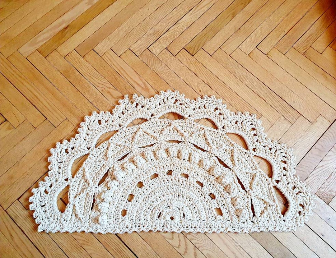 Crochet rug Half circle 3D area rug HALFMOON Baby rug, floor lace