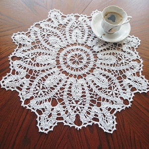 Lace crochet BRUGGE round doily centerpiece, nice home decoration and wedding gift, beauty Farmhouse home wall decor image 2