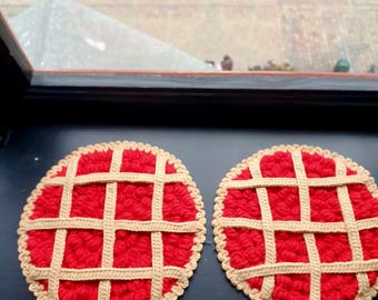 Cherry Pie Crochet Hot Pad | Handmade Cotton Pot Holder, Pie Trivet, Thanksgiving Decor, Parisian Chic