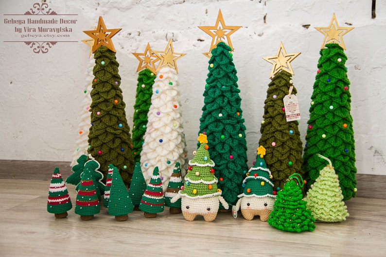 Best coworker /& Christmas gift for boss Secret Santa gift exchange small crochet plush stocking stuffer toy corporate stuffed Xmas tree