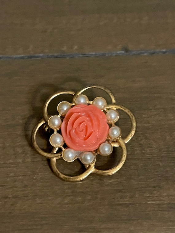 Vintage Gold Tone Center Coral Rose Celluloid  wit