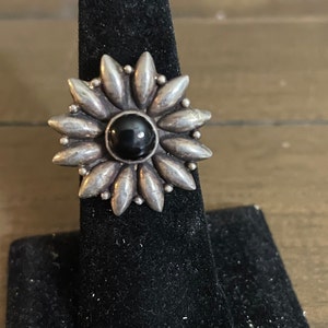 Vintage Sterling Silver & Black Onyx Flower Ring- Size- 5.5