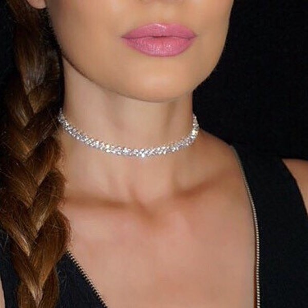Stella Choker. Gorgeous Choker Necklace with Sparkly Glass Crystals. Trendy Choker. Celebrity Choker. Bridal Necklace.