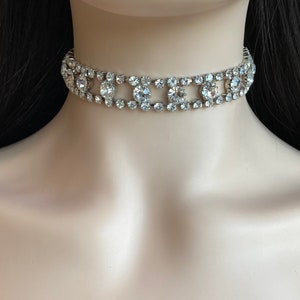 Mya Choker. Gold or Silver Version. Sparkly Choker with High Quality Glass Crystals. Bridal Choker. Trendy Sexy Choker.