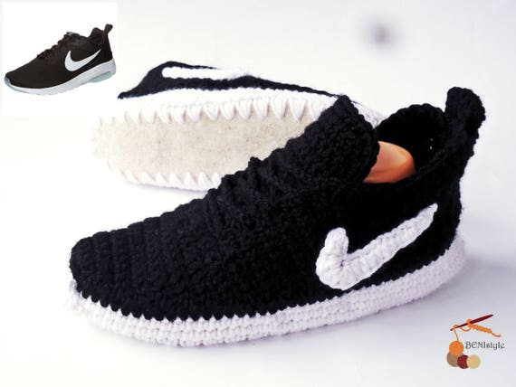 mens nike house slippers