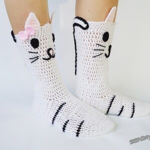 Gehäkelte Socken, Katzensocken, Katzensocken, Haussocken, Tiersocken, Frauensocken, Katzengesichtssocken, Katzenfüße, Crazy Cat Lady Socken, Bild 3