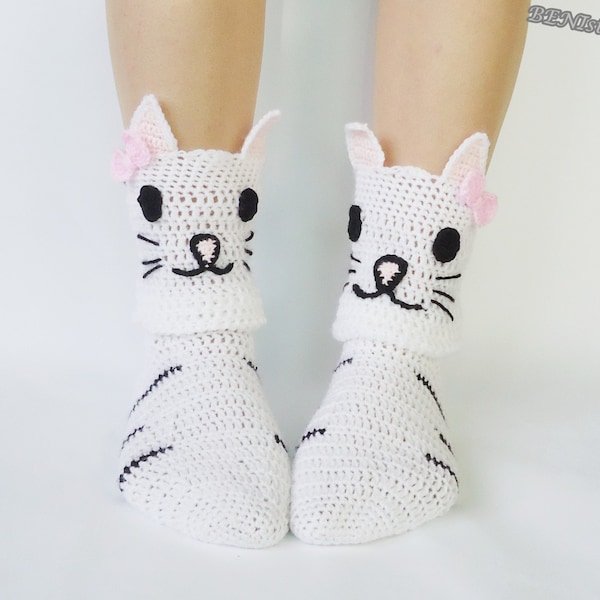 Crochet Socks, Cat Socks, Cat Slippers, House Socks, Animal Socks, Women  Socks, Kitten Face Socks, Feline Feet, Crazy Cat Lady Socks,