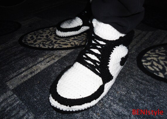 Jordan 1 Mid Heren Schoenen Black Leer Maat 40.5 Foot Locker - Schoenen.nl