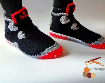 Bred Slippers, Crochet black slippers, Air Retro, Crochet  home slippers, Men's Sneakers for house, Crochet slippers bred