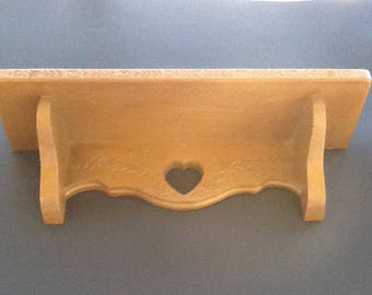 Shelf Burwood Open Heart and Vine Plastic Shelf Wall Art Wall Hanging Country Decor Victorian Decor Cottage Chic Decor Storage Gift Idea