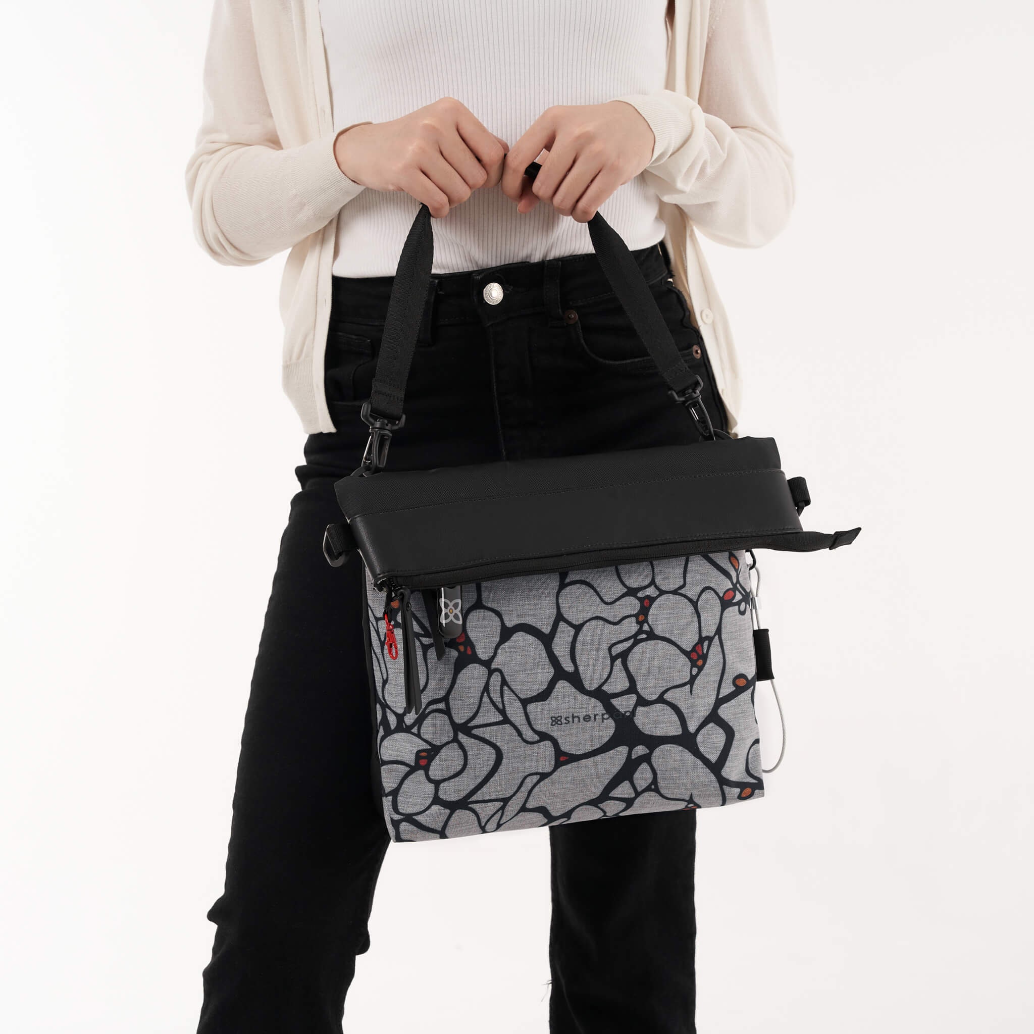 Sherpani vale bag hotsell