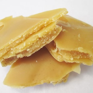 100g Raw Pure Natural Beeswax from Surrey Hives – Unfiltered, Cruelty-Free, Unrefined