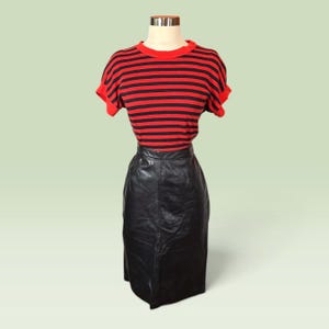 1980s Gitano Striped Crop Top Red & Black Striped Tee  Pat Benatar Style Vintage Rocker Top Tee