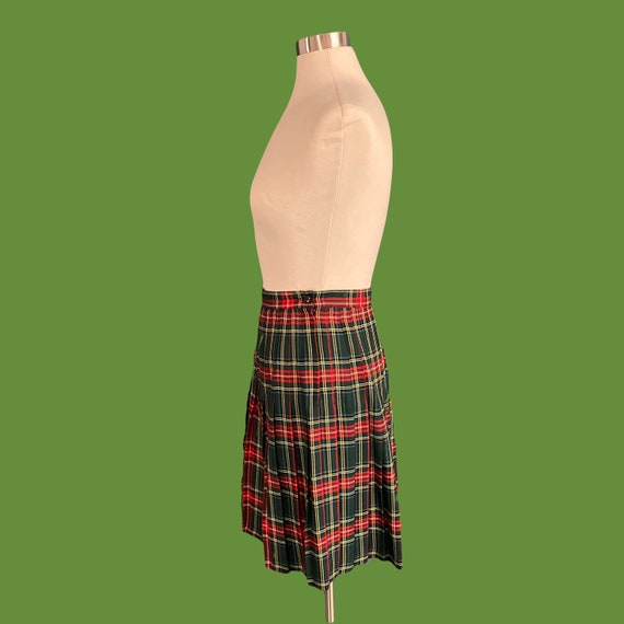 Vintage Karen Scott Plaid Pleated Skirt - image 8