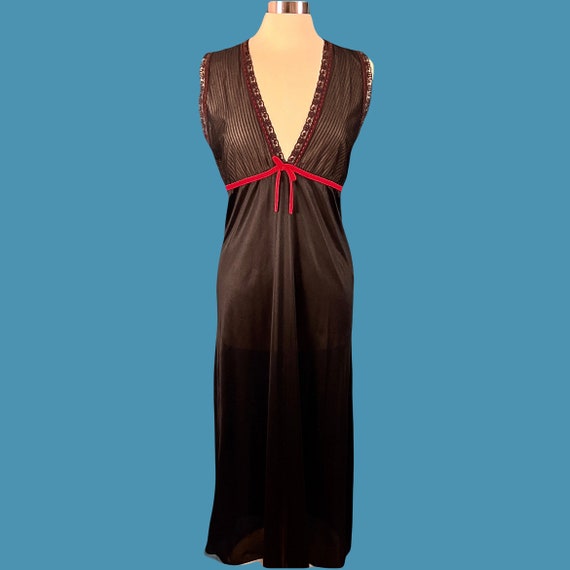 Vintage 70's Sheer Black and Red Nightgown - image 3