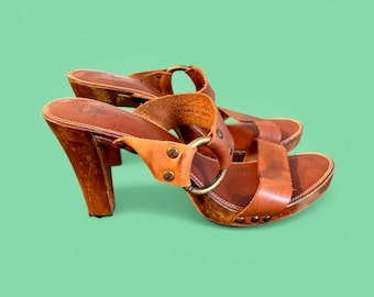 Sandalias Frye de cuero con tacón de aro, tacón de madera marrón, sin cordones, hechas en Brasil, estilo años 90, Y2K, boho, talla 8.5