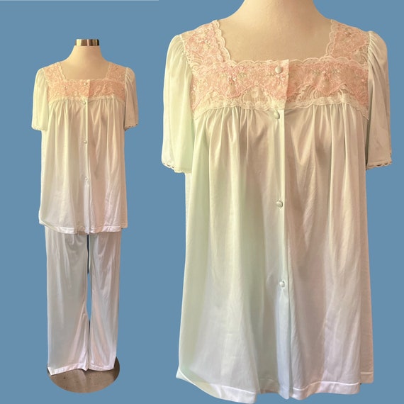 Vintage 1970's Light Mint Green Two Piece Pajama Set Gem