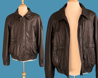 Vintage Men's 1990's London Fog XL Black Leather Bomber Jacket