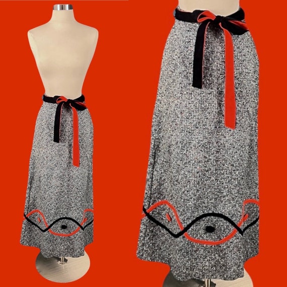 1960's Vintage Color Fleck Maxi Skirt Felt Appliq… - image 1