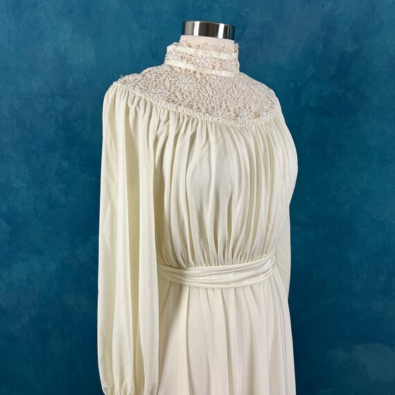 Vintage 70's Argent Fille Ltd Ivory High Neck Lac… - image 3