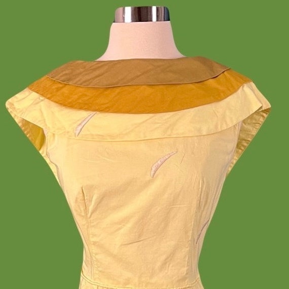 Vintage 50's Layered Collar Cotton Wiggle Dress - image 4