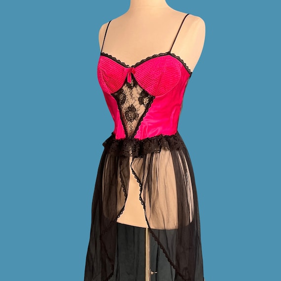 Vintage 80's Hot Pink And Black Negligee With Bus… - image 10